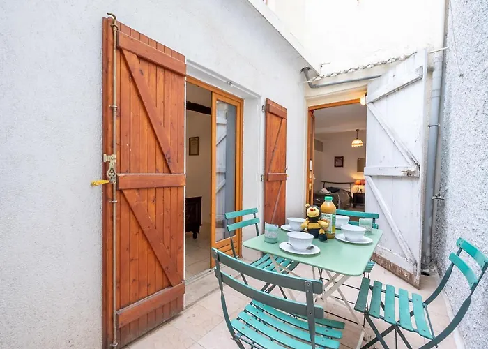 Rue De La Pompe By Interhome Apartment *